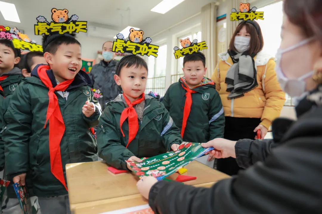 期末的华丽转型，南师附中树人学校附属小学的趣味游考太有创意了