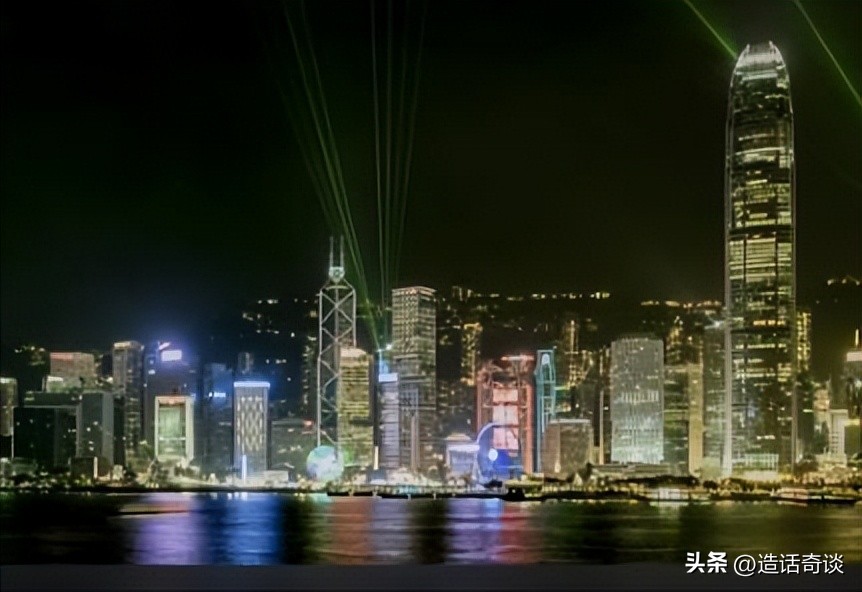 香港回归前，英国从中盈利多少？外交部原副部长：每年拿走上千亿