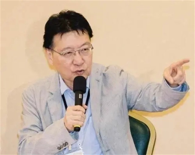 赵少康为投靠美国，甘愿让台湾做美*中反**重要棋子？