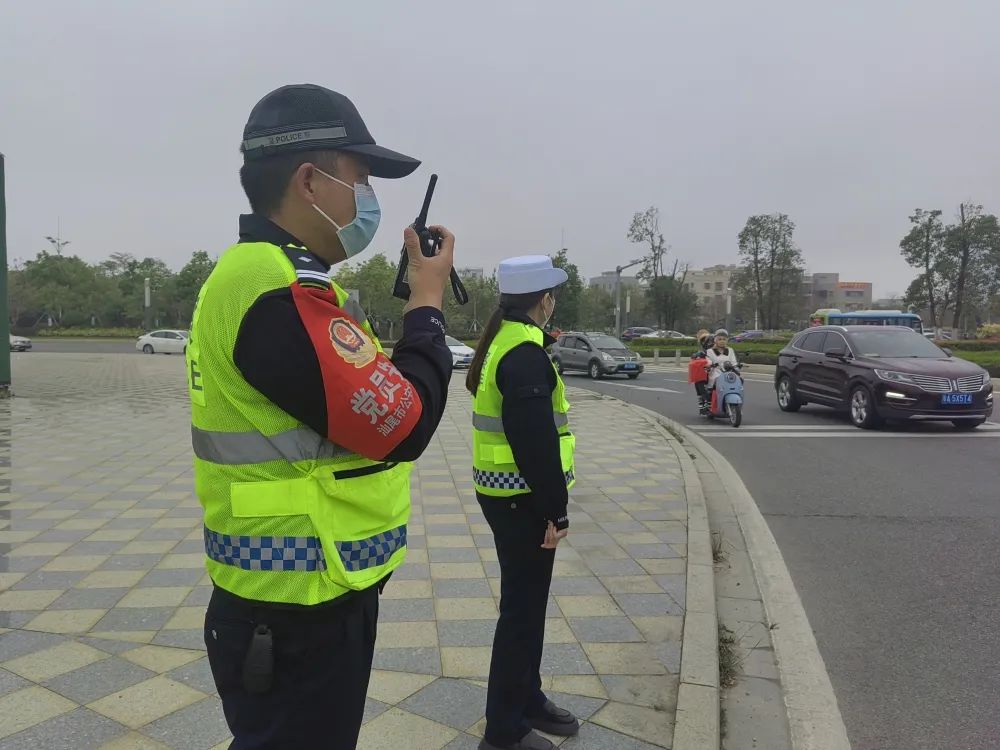 汕尾：“善美之城贺新春”大型音乐烟花汇演活动交通安保工作掠影