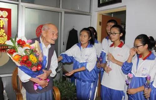 做教师的意义和幸福感,增强教师职业幸福感