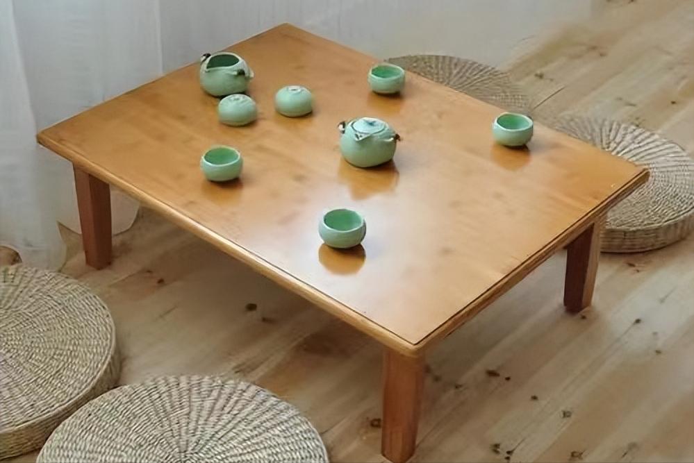 宝玉的那块玉最后去哪了 (第三十七回贾芸给宝玉带来了什么)