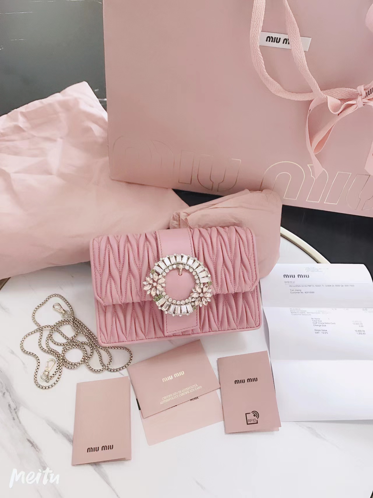 每天认识一个品牌｜MiuMiu