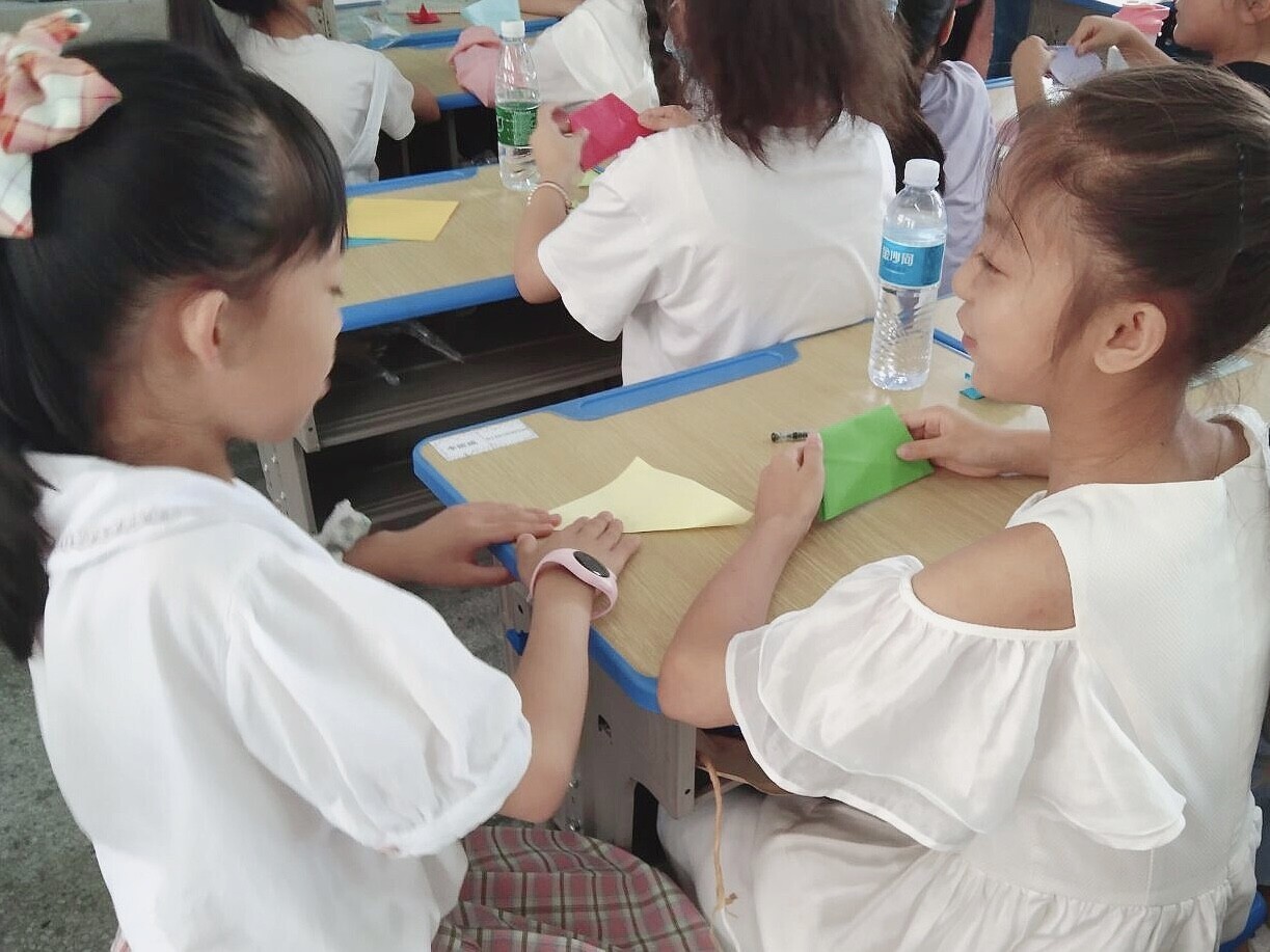 社区趣味剪纸教学,心灵手巧剪纸四年级