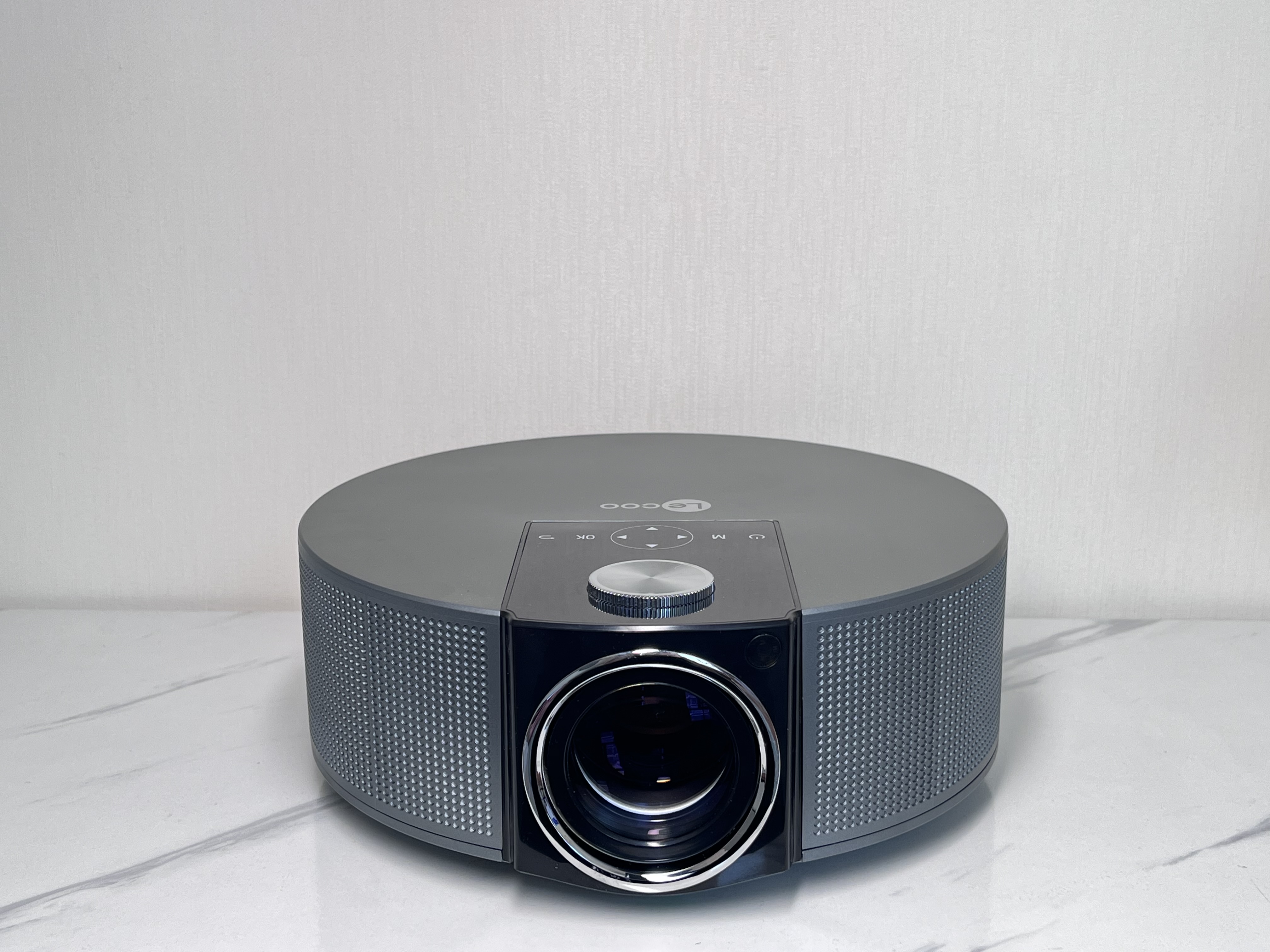 联想来酷leccop1投影仪测评,联想来酷p1智能投影仪测评效果