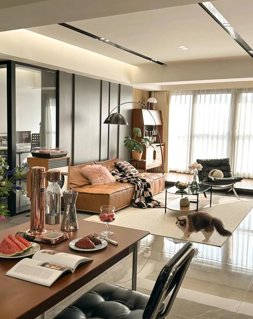 安徽女主晒出自家140㎡的家，全屋没有一丝俗气，堪称装修教科书