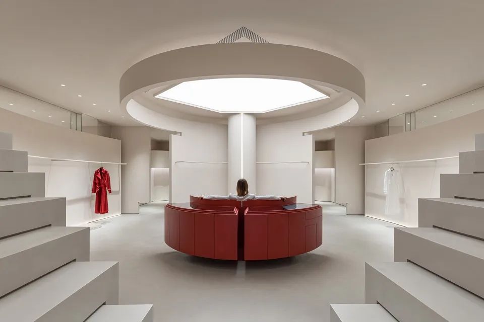 逛本土买手店，怎么跟开盲盒似的？