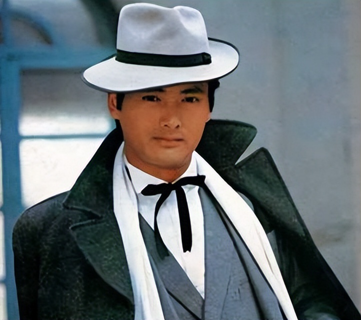 你回来吧李香琴谭炳文年轻时候,游龙戏凤谭炳文李香琴电视剧片段