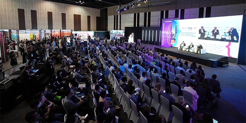 深化内地与港澳地区合作,深化中泰合作