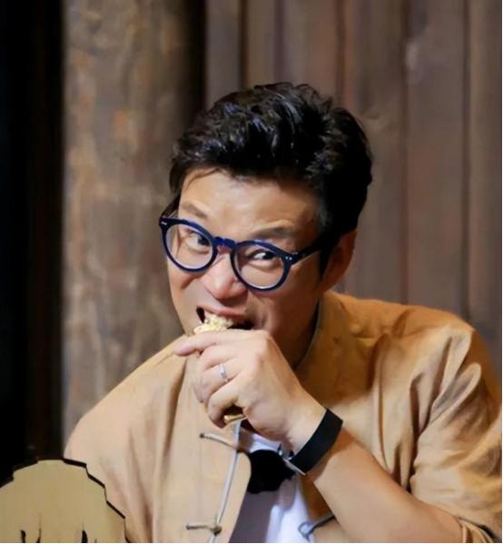 王迅最新婚姻消息,王迅与魏臻照片