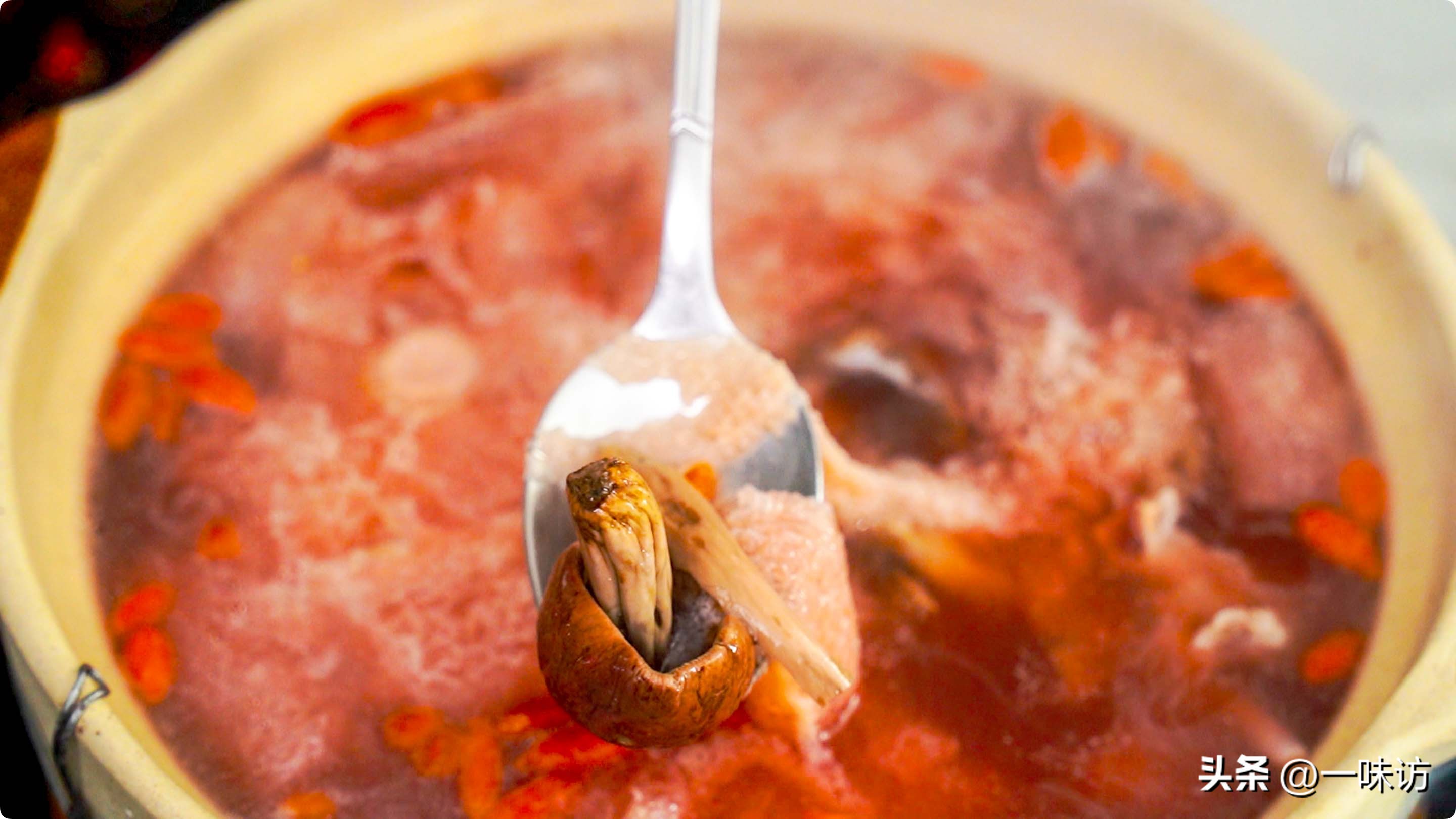 猪心和什么炖汤最好清心护肝,猪心跟什么蒸汤比较清心火