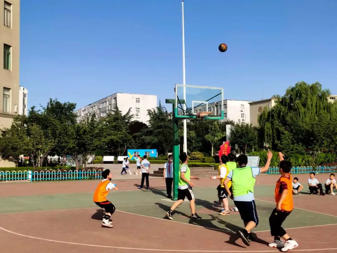 潍坊中新双语学校运动会开幕式,潍坊中新双语运动会