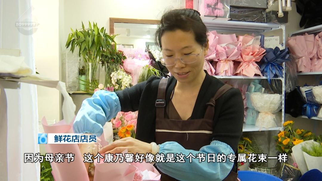 鲜花蛋糕香槟玫瑰,鲜花蛋糕感恩有你