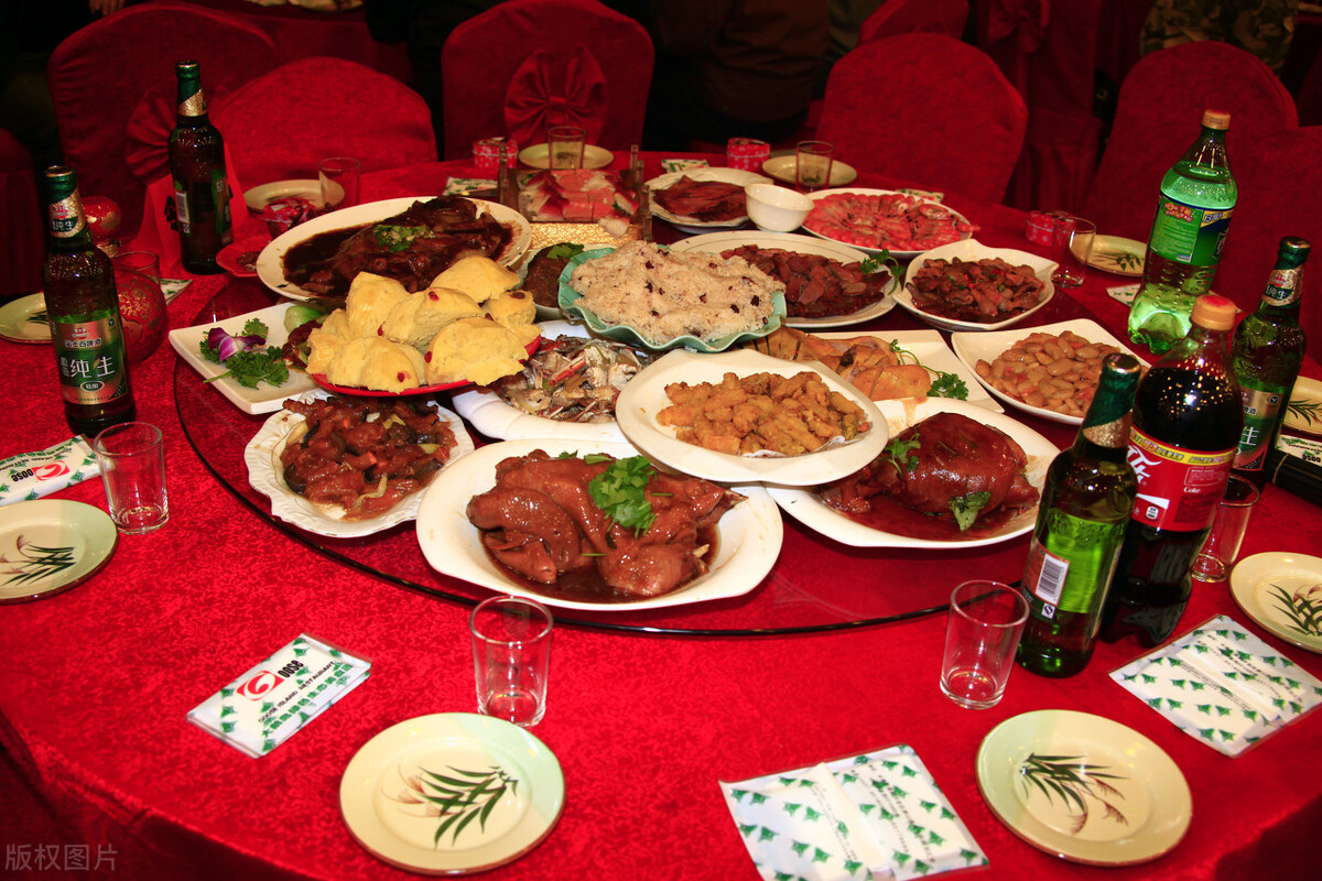 一辈子吃不上四道菜是哪四个菜,中国人打死不吃的四道菜是什么