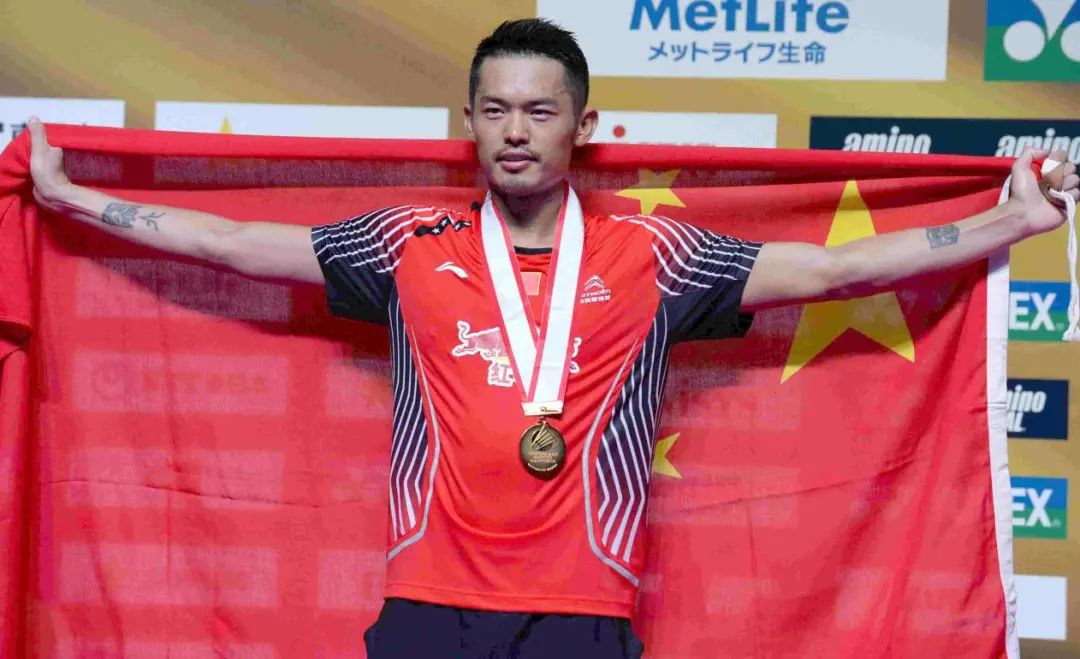 8位退役运动员今昔对比,有人成商业大佬,有人成搞笑博主