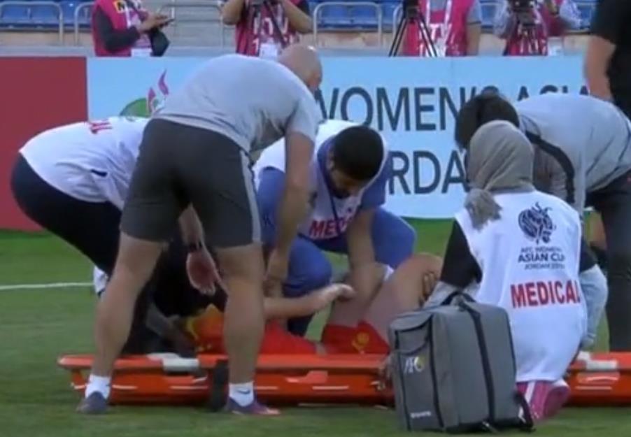 王霜真的受伤了吗,女足公布王霜伤情疑似骨裂