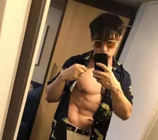 德云社相声演员有几个大胖子,相声德云社五大美男子