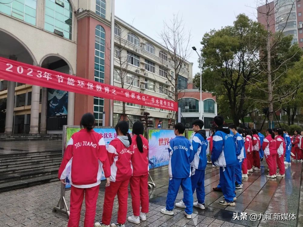 创文明校园树文明新风视频,创建文明城市文明学校