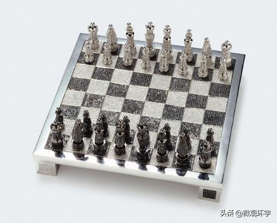 用钻石做的首饰,用钻石做装饰品