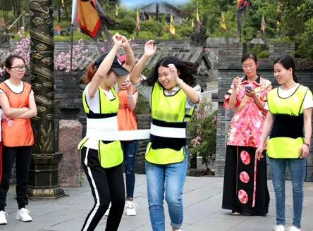 趣玩团建游戏,趣味团建游戏玩法