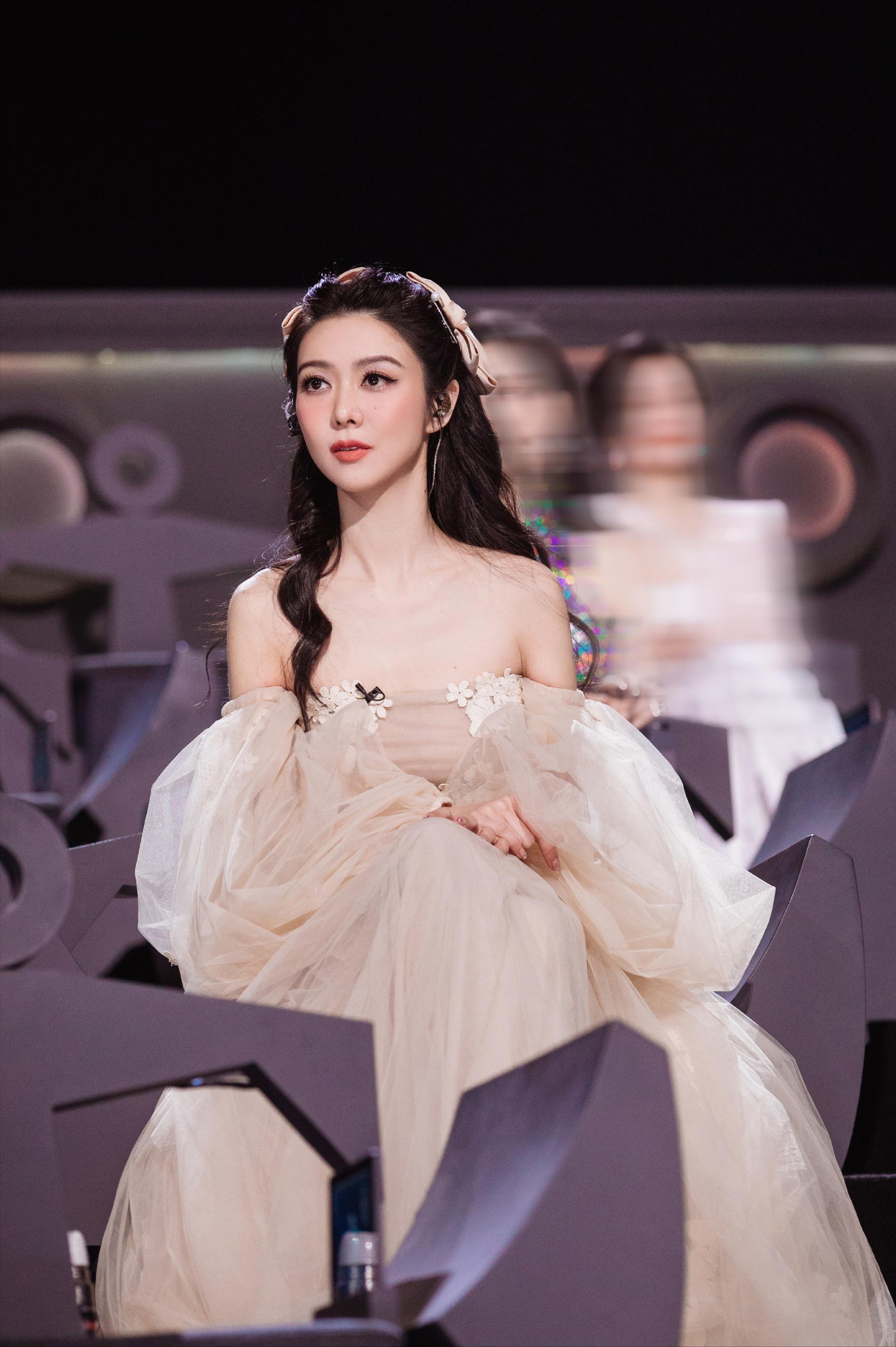 王心凌我的青春有你甜心教主,40岁的王心凌依旧是青春的模样