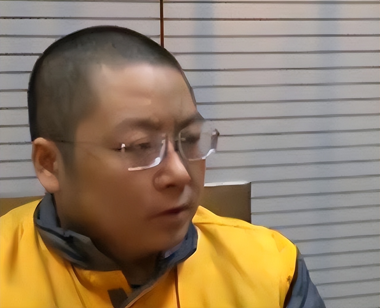 中国高中生在缅北组建私人武装,疯狂敛财700亿在缅北追寻历史