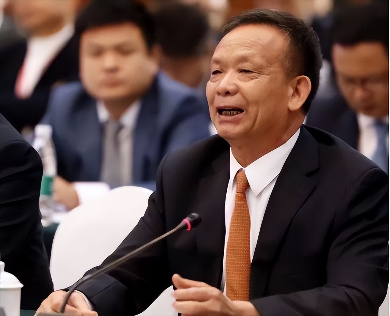 曹德旺被赶下铁王座,曹德旺为何引发争议