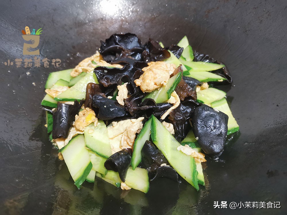 俗话说“春养肝”，8种食物要多吃，护肝益脾，抓住养肝好时机