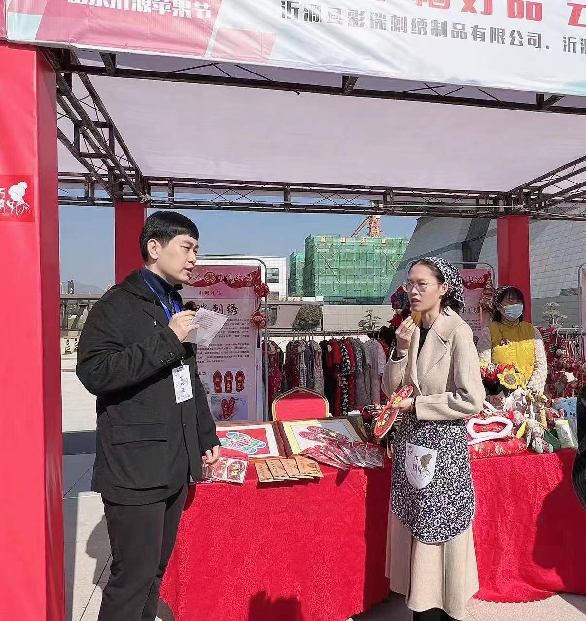 五朵金花别样红,五朵金花竞相绽放