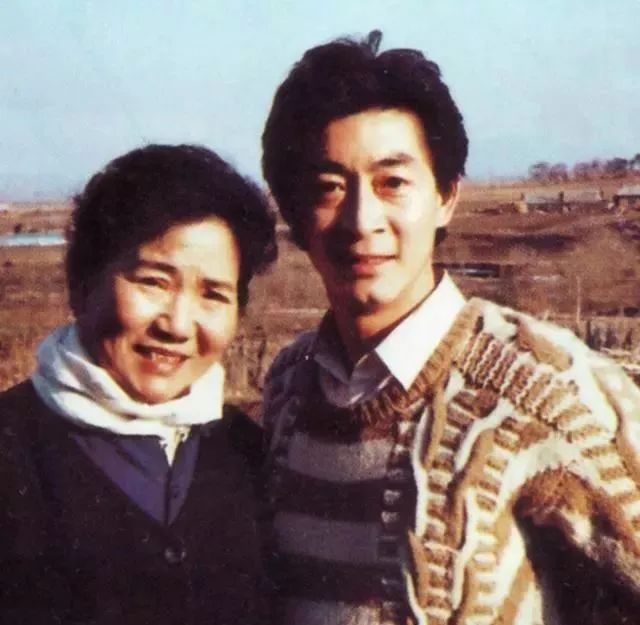 巩汉林说男足小品,巩汉林批中国男足的小品