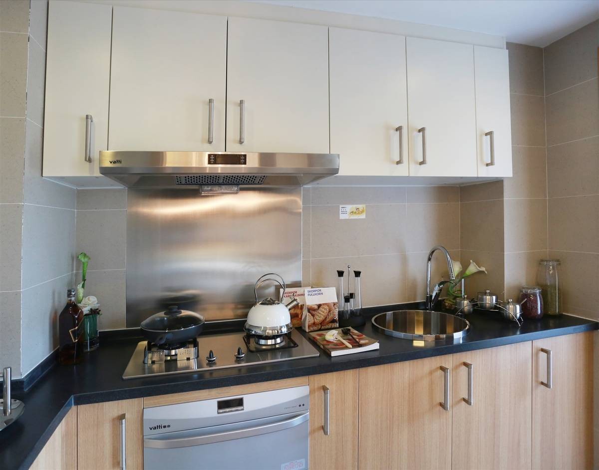 做饭用电磁炉和煤气哪个最合适,用燃气灶还是电磁炉好