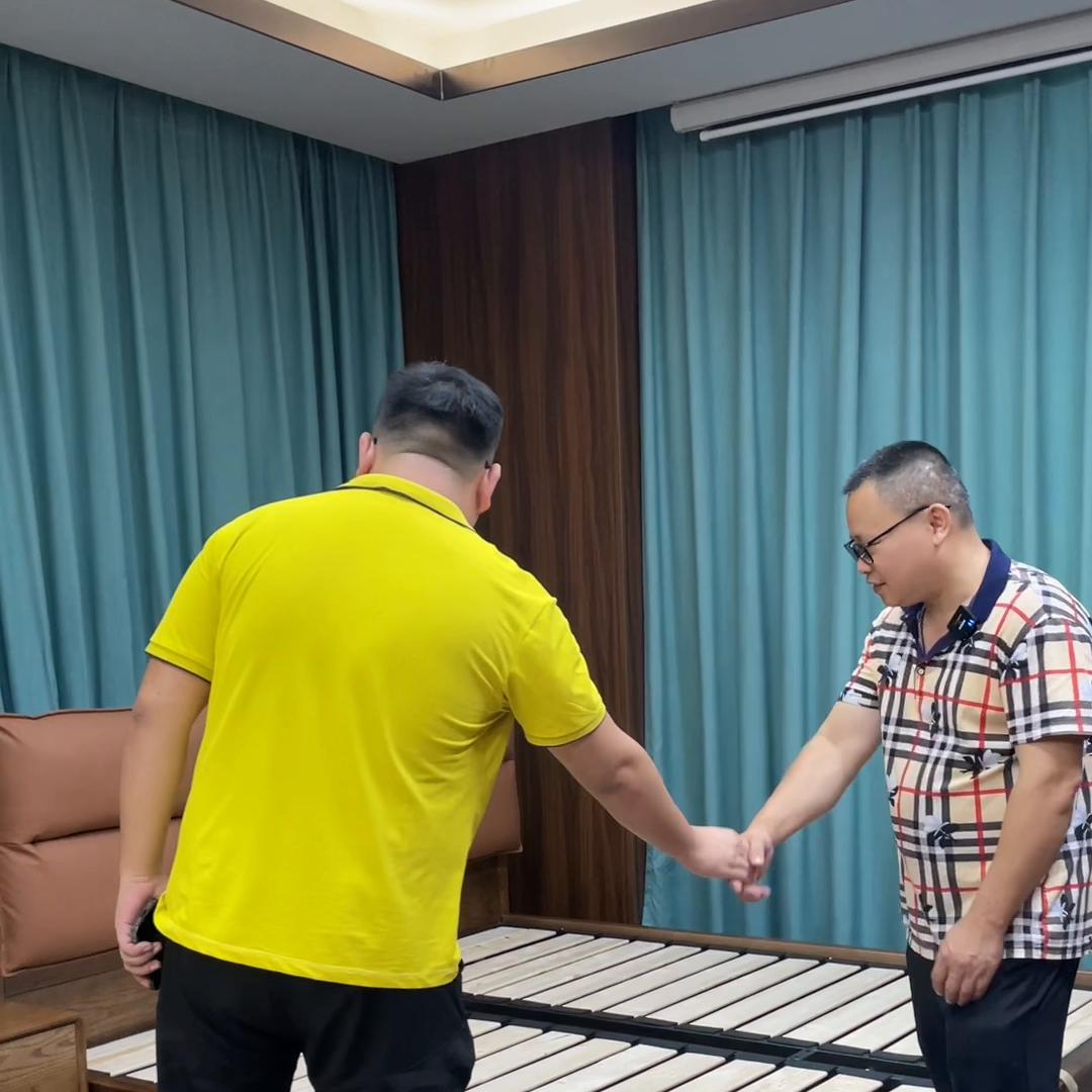 佛山福利来酒店家具有限公司,佛山实木家具清库存