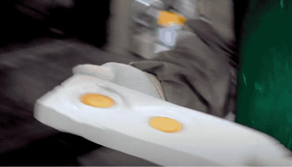 假食品模型视频,这些假食物都是人工合成的