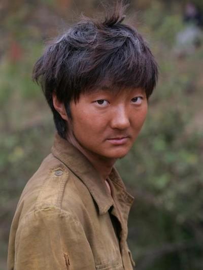 五位长得丑却娶了白天鹅的男星,5位长得丑却娶了白天鹅的男星