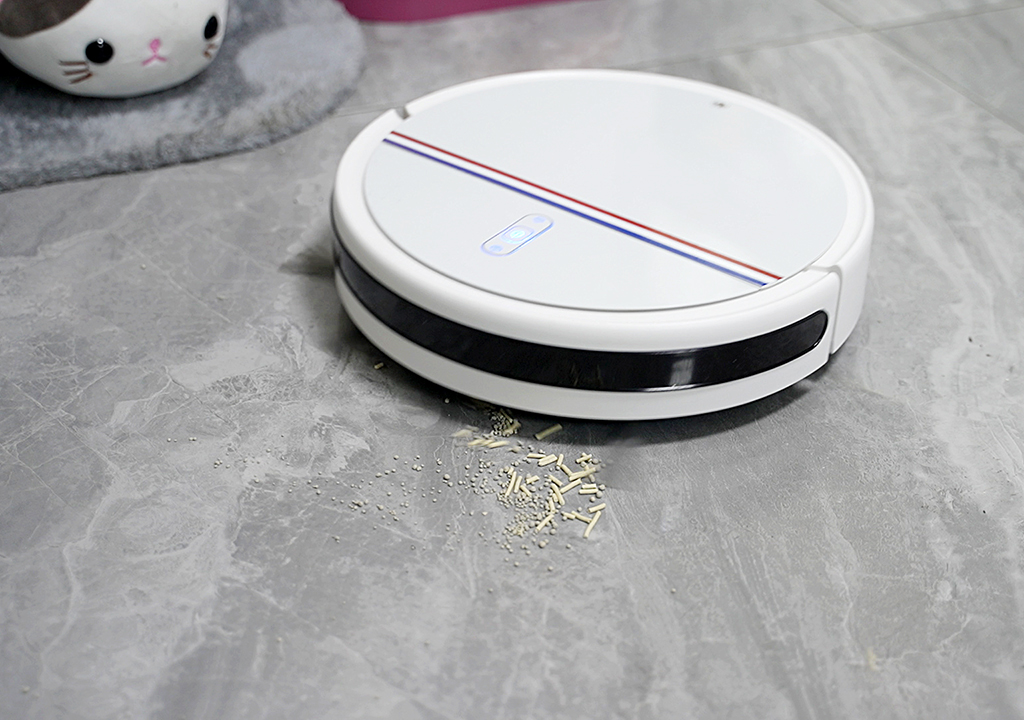 清毛发、除异味，宠物家庭清洁新选择！浦瑞克N8Plus扫地机体验