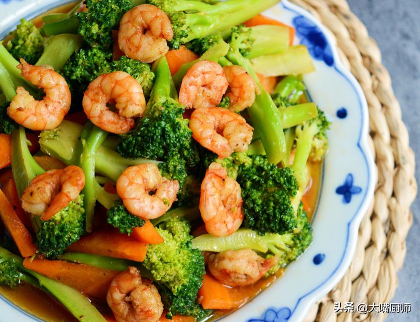 秋天多吃这种菜营养高适合孩子吃,冬季给孩子多吃这三种菜