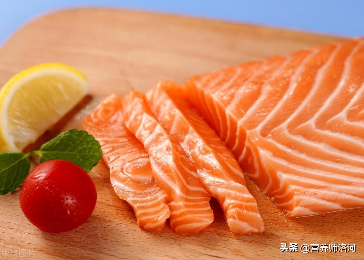 食物过敏吃什么食物好,皮肤过敏吃什么食物最好