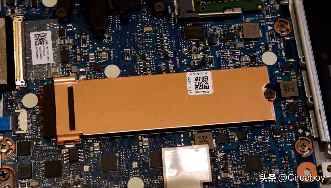 华硕无双电脑后盖拆卸方法,华硕无双电脑新机使用教程