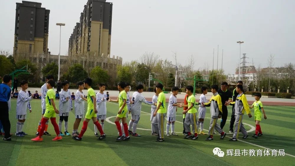 绿茵足球点亮梦想,绿茵点燃梦想足球比赛