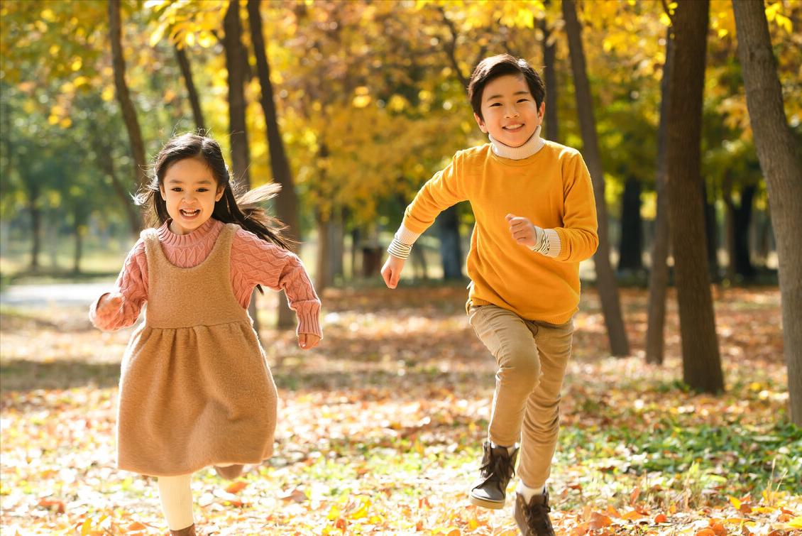 邻居小孩总是来你家玩该怎么办,邻居小孩一直来我家玩怎样拒绝