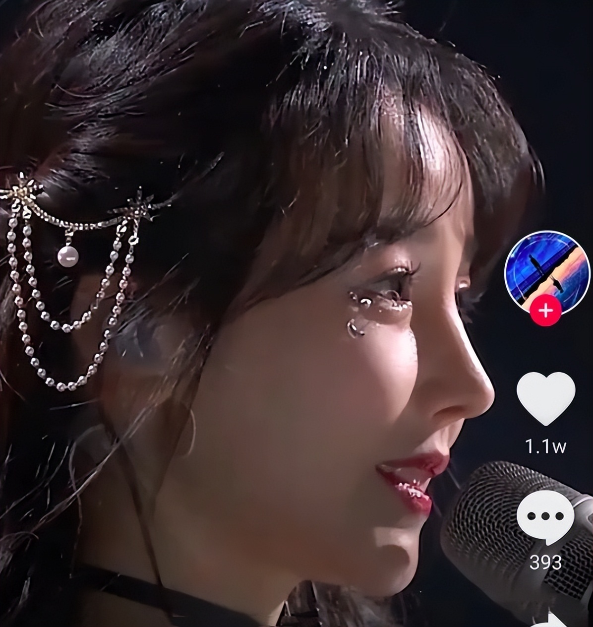 从“相貌平平”到千娇百媚，这7位女星的脸，前后差距让人破大防