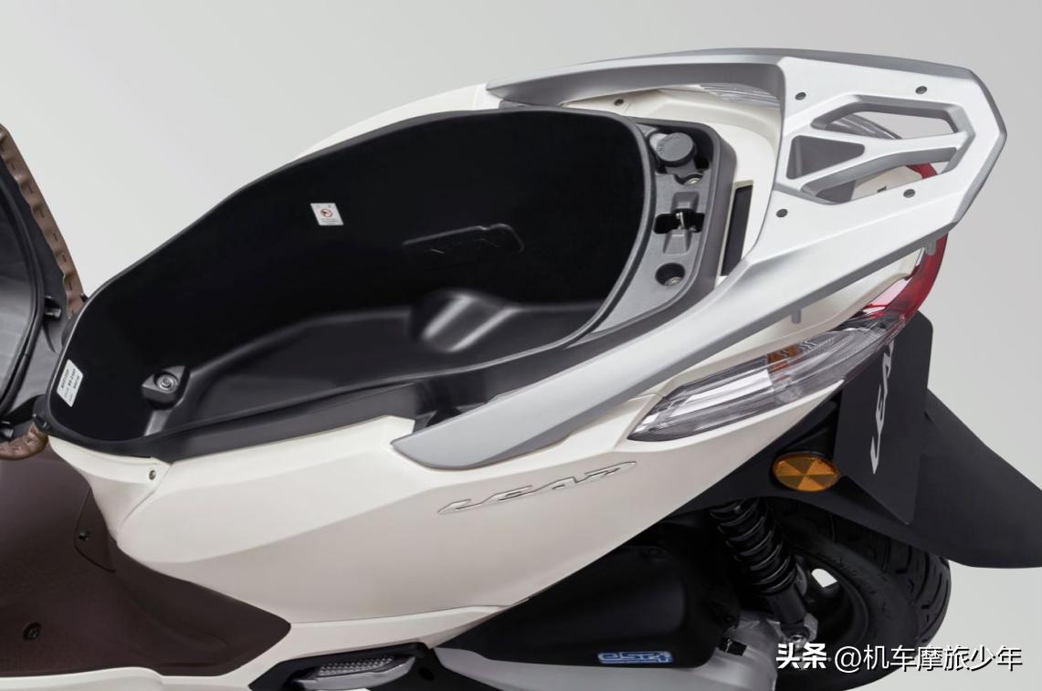 豪爵uhr150,本田125ncr对比豪爵uhr150