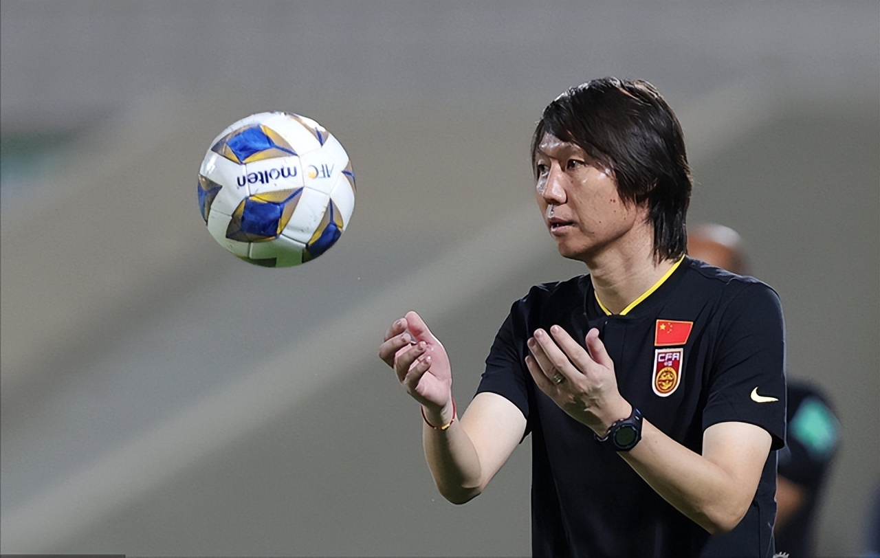 中国足球队李铁最新消息新闻,中国足球关于李铁的事