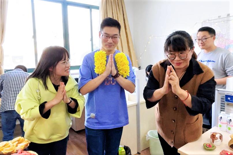 海亮外贸人，带你看世界|感受印度排灯节，“HappyDiwali”