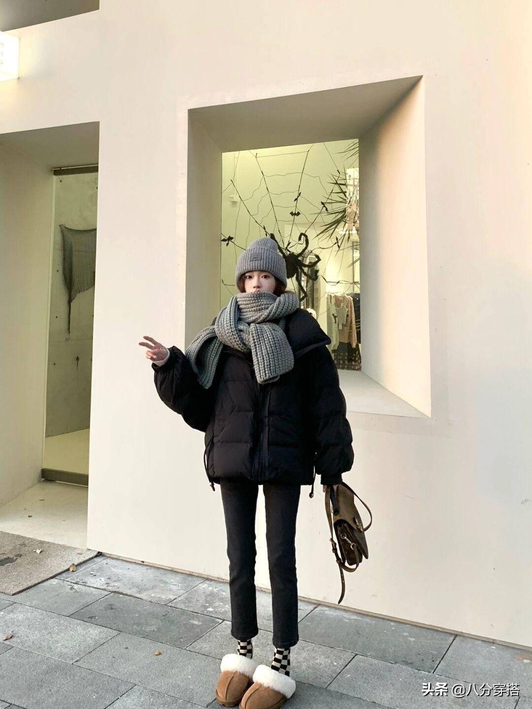 羽绒服短款女洋气小个子显瘦,显瘦短款羽绒服