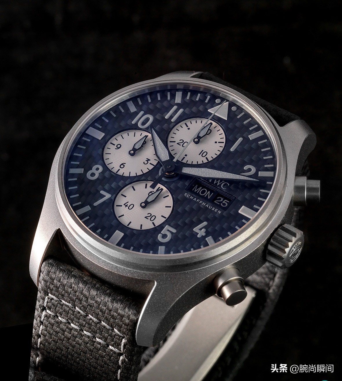 万国飞行员amg特别款,万国飞行员amg限量版能配正装吗