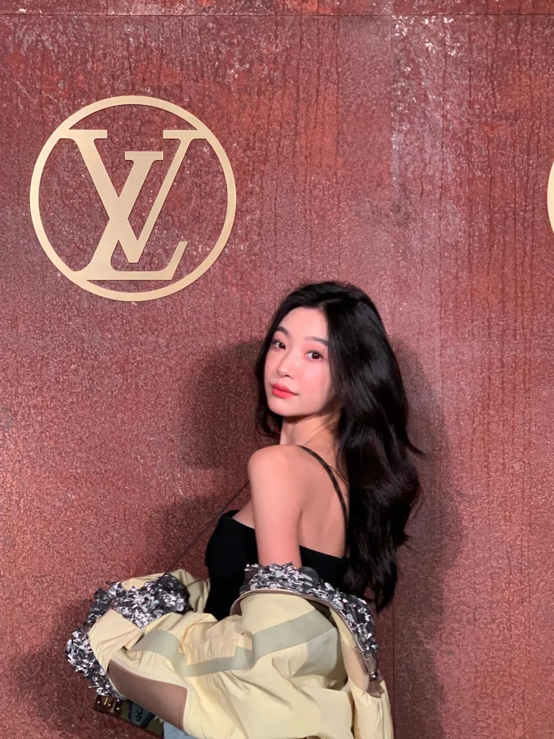 发量少适合哪款卷发,自然卷发适合烫什么样的卷发