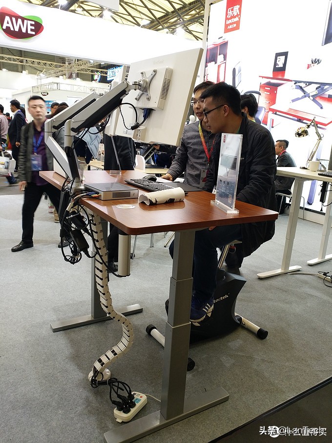暴走两万步！海量图片带你游览2017年AWE家电展