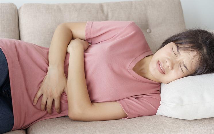 月经快要离开时，身体会有3个提示，女性或该“迎接”绝经了