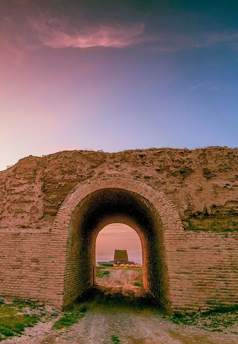 甘肃张掖有多少极致风光,甘肃张掖城市风光